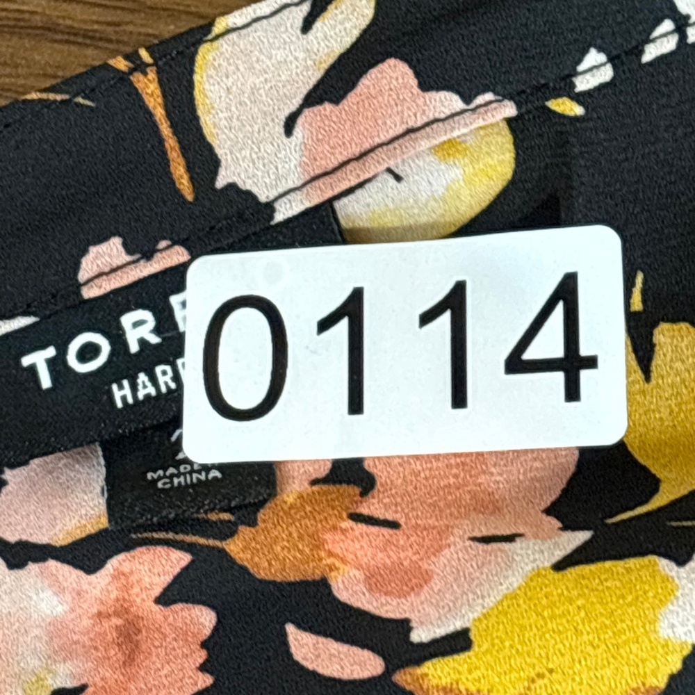 Torrid Harper Georgette 3/4 Sleeve Blouse Women's 2X Black Pink Artsy Floral - Picture 12 of 12